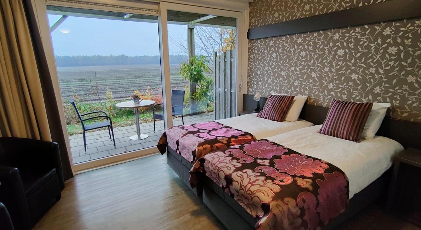 B&B Hotel De Vrije Vogel Elsloo  Dış mekan fotoğraf